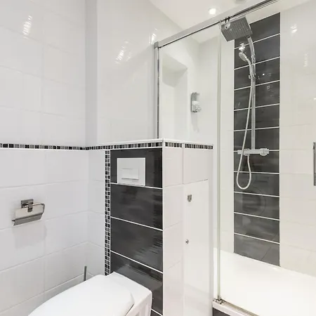 Pink Port Nature Coursive Naturiste * Agde