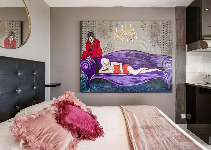 Pink Port Nature Coursive Naturiste Appartamento *