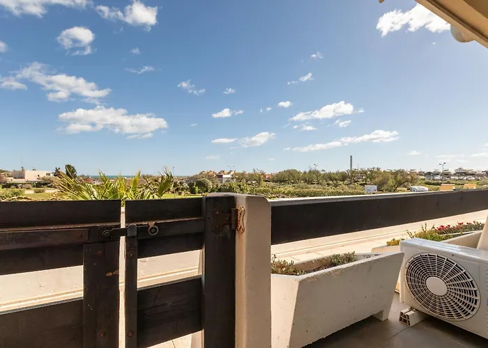 Pink Port Nature Coursive Naturiste Agde